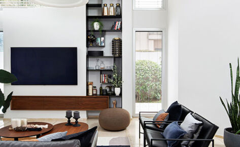 מונוכרומטיות, זה שם המשחק